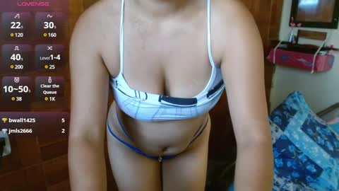 Snapshot of miabrunette23 chatting on February 7, 2025, 10:09 pm MIA online show from February 7, 2025, 10:09 pm