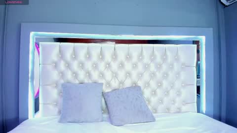 Mia Camille online show from June 5, 2026, 11:54 pm