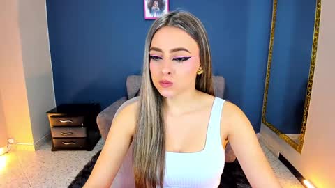 MiaCarper online show from January 24, 2025, 8:22 pm