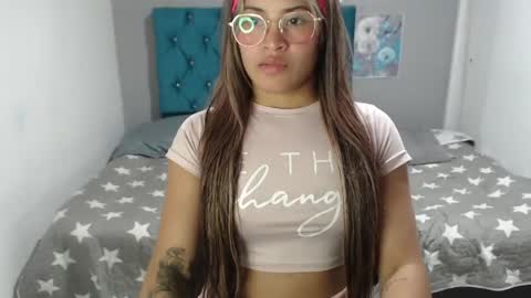 Snapshot of miacumgirl chatting on April 29, 2026, 6:25 pm miacumgirl online show from April 29, 2026, 6:25 pm