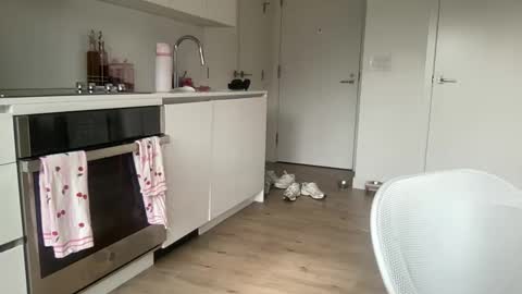 miadeleon88 online show from March 27, 2026, 10:53 pm