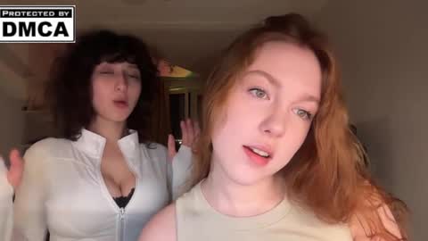 Snapshot of miafleur chatting on May 18, 2026, 11:10 pm Mia online show from May 18, 2026, 11:10 pm