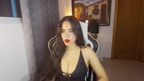 miafunny5 online show from November 2, 2025, 6:05 am