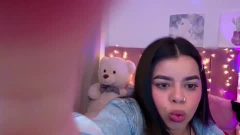 Miah Joness online show from December 3, 2025, 12:07 am