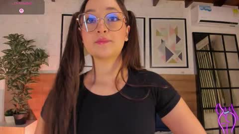 Mia  online show from March 16, 2026, 3:34 am