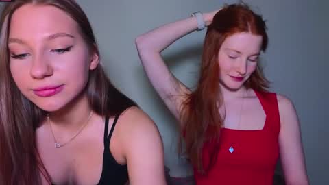 milanaaaa online show from January 29, 2025, 6:18 pm