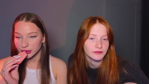 milanaaaa online show from February 6, 2025, 6:24 pm