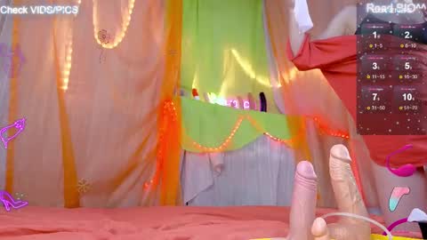 Snapshot of miakitana chatting on March 1, 2025, 4:37 am Mia online show from March 1, 2025, 4:37 am