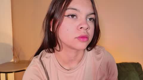 Mia online show from March 15, 2026, 2:23 pm