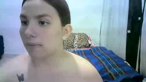 Snapshot of miametha chatting on June 10, 2026, 9:35 pm Miametha online show from June 10, 2026, 9:35 pm