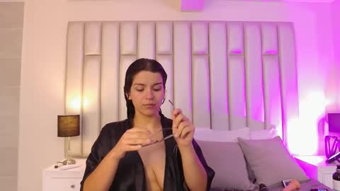 miamillers1 online show from January 15, 2026, 11:19 pm