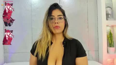 Snapshot of miamistrex chatting on October 5, 2025, 3:49 am Mia Mistrex online show from October 5, 2025, 3:49 am