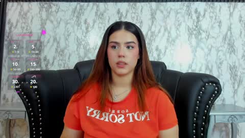 Snapshot of miamontoya chatting on January 21, 2025, 9:46 pm Mia -5 7001400 Follow online show from January 21, 2025, 9:46 pm