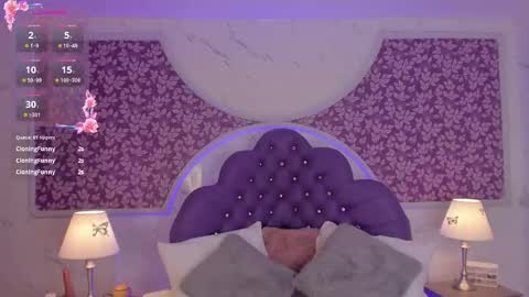 Snapshot of miamontoya chatting on September 18, 2025, 1:18 am Mia -5 7001400 Follow online show from September 18, 2025, 1:18 am