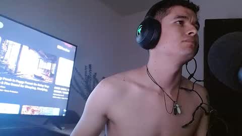 Snapshot of miaou_miaou chatting on January 2, 2025, 8:17 am miaou_miaou online show from January 2, 2025, 8:17 am