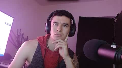 Snapshot of miaou_miaou chatting on January 3, 2025, 12:30 pm miaou_miaou online show from January 3, 2025, 12:30 pm