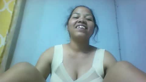 miarii online show from November 1, 2025, 3:03 pm