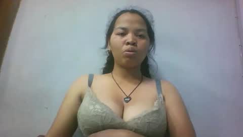 miarii online show from March 31, 2026, 3:08 am