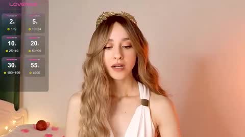 Mia online show from October 30, 2025, 7:10 am