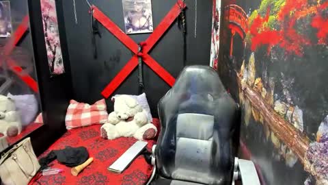 Snapshot of miatentazione chatting on September 27, 2025, 11:48 am Mariana online show from September 27, 2025, 11:48 am