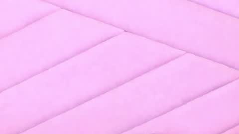 Snapshot of miaweiss chatting on April 6, 2026, 10:11 pm MiaWeiss online show from April 6, 2026, 10:11 pm