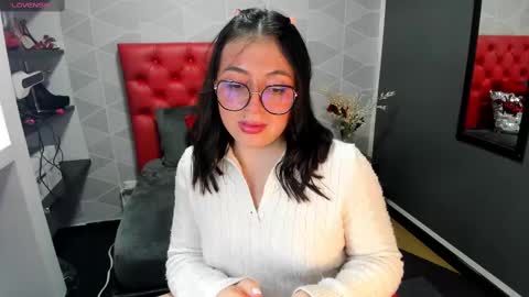 Snapshot of miawils_ chatting on February 25, 2025, 8:09 pm M I A W I L S online show from February 25, 2025, 8:09 pm