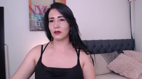 Mia Wilson online show from September 30, 2025, 2:49 am