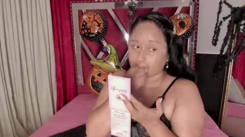 micaelahott_ online show from November 1, 2025, 2:57 am