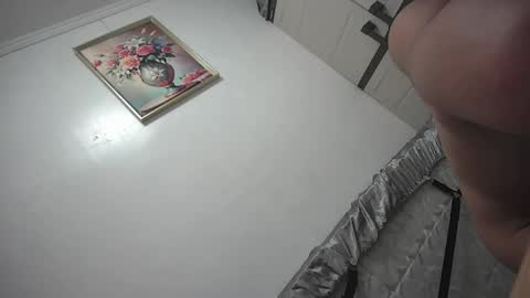 Mica online show from November 30, 2025, 3:27 pm