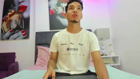 Snapshot of michael__ross chatting on January 9, 2026, 11:24 am Michael Ross online show from January 9, 2026, 11:24 am