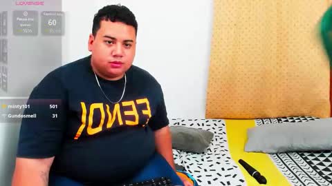 Snapshot of michael_and_sharon_2 chatting on February 1, 2026, 2:54 am MICHAEL AND SHARON online show from February 1, 2026, 2:54 am