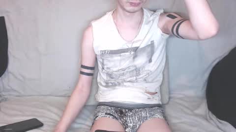Snapshot of michael_danymans chatting on January 17, 2026, 1:43 am Michael online show from January 17, 2026, 1:43 am