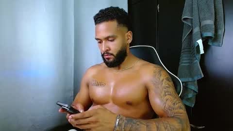 maximo online show from February 22, 2026, 8:57 am