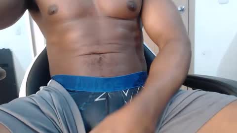 michael_thomsom online show from February 3, 2025, 1:51 pm