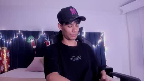 michael_vidal online show from December 18, 2025, 6:08 am