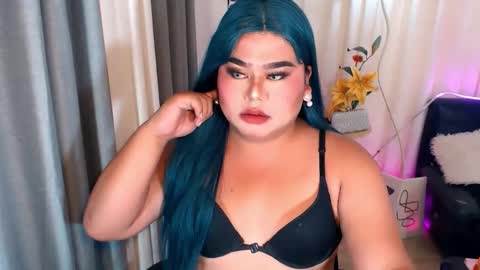michaelagoddess online show from March 22, 2026, 5:49 pm