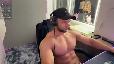 Snapshot of michaelbradley_for_u chatting on August 2, 2026, 10:30 pm michaelbradley_for_u online show from August 2, 2026, 10:30 pm