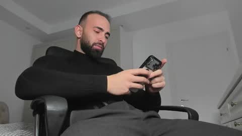 MichaelEvansx online show from February 8, 2026, 8:34 pm