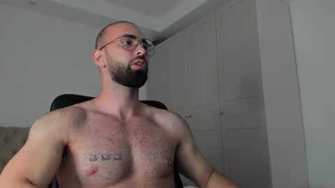 MichaelEvansx online show from June 24, 2026, 5:45 pm