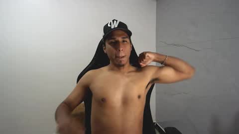 Snapshot of michaelhotbbc chatting on October 1, 2025, 4:51 am Michael online show from October 1, 2025, 4:51 am