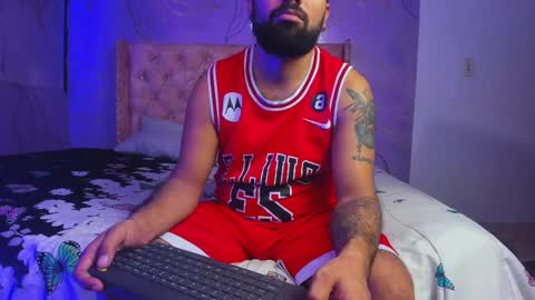 Michaell online show from March 12, 2025, 1:14 am