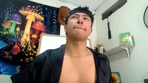 Snapshot of michaelstones chatting on May 18, 2026, 3:18 pm michaelstones online show from May 18, 2026, 3:18 pm