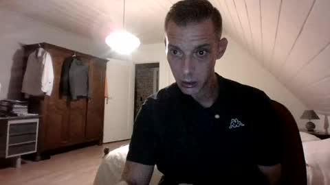 Snapshot of michal198677 chatting on July 17, 2026, 8:57 pm michal198677 online show from July 17, 2026, 8:57 pm