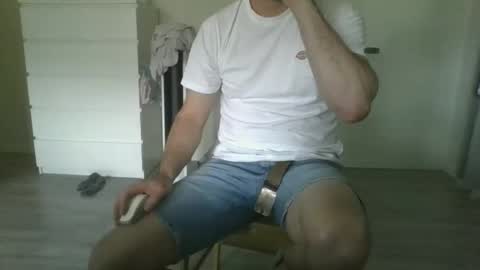 michas909 online show from June 2, 2026, 1:24 pm