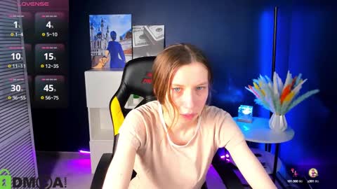 michele_mack online show from February 27, 2025, 2:53 am