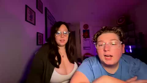 Snapshot of michelebussexx chatting on October 11, 2025, 3:28 am michelebussexx online show from October 11, 2025, 3:28 am