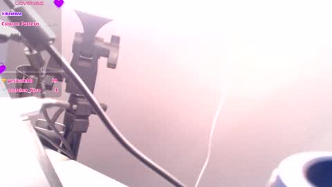 Snapshot of michell_bling chatting on February 11, 2025, 11:10 am Michi online show from February 11, 2025, 11:10 am