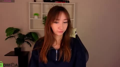 Snapshot of michelle__allen chatting on April 19, 2026, 1:05 am Michelle online show from April 19, 2026, 1:05 am