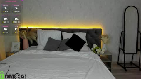 Snapshot of michelle_blond chatting on March 2, 2026, 9:16 am michelle_blond online show from March 2, 2026, 9:16 am