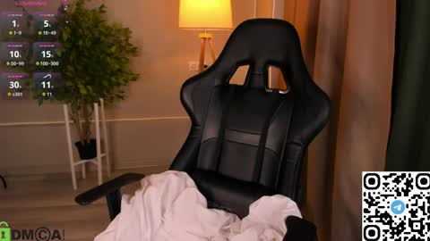 Snapshot of michelle_blond chatting on March 31, 2026, 7:31 am michelle_blond online show from March 31, 2026, 7:31 am